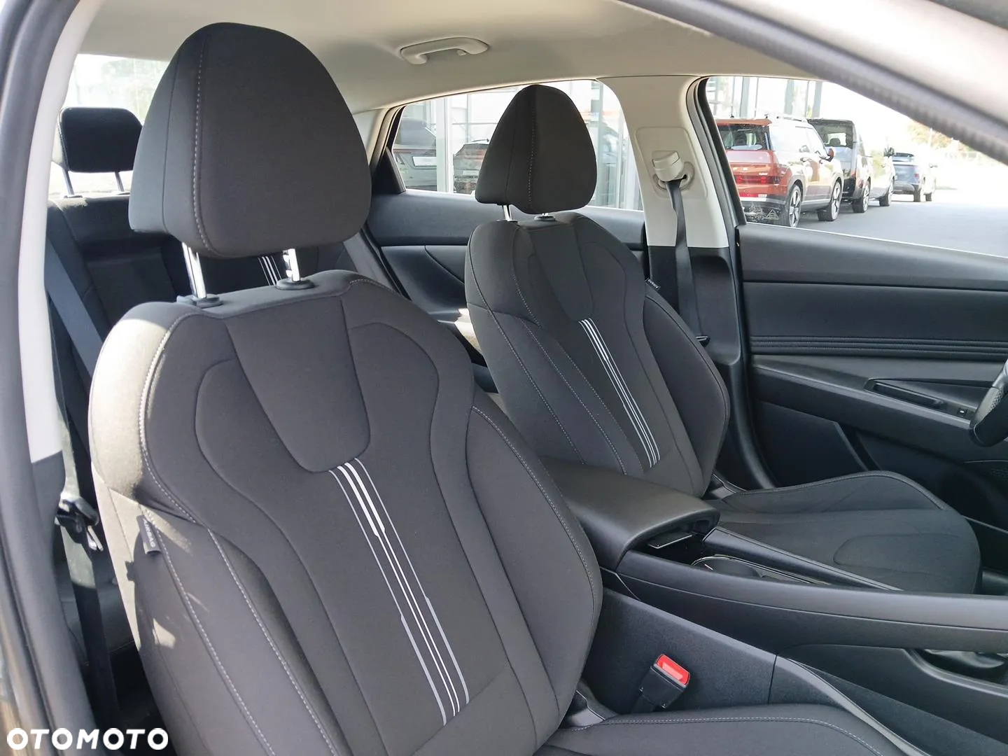 Hyundai Elantra 1.6 Smart CVT - 20