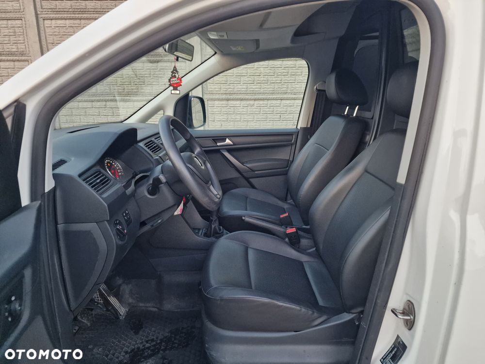Volkswagen Caddy - 10