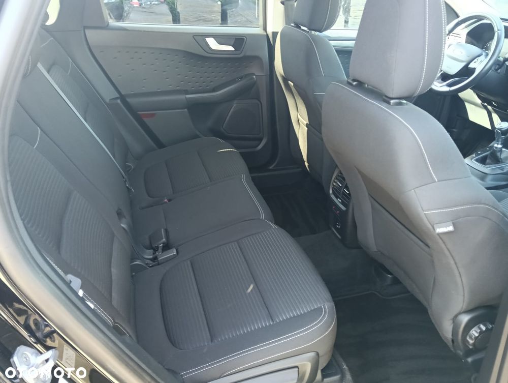 Ford Kuga - 20