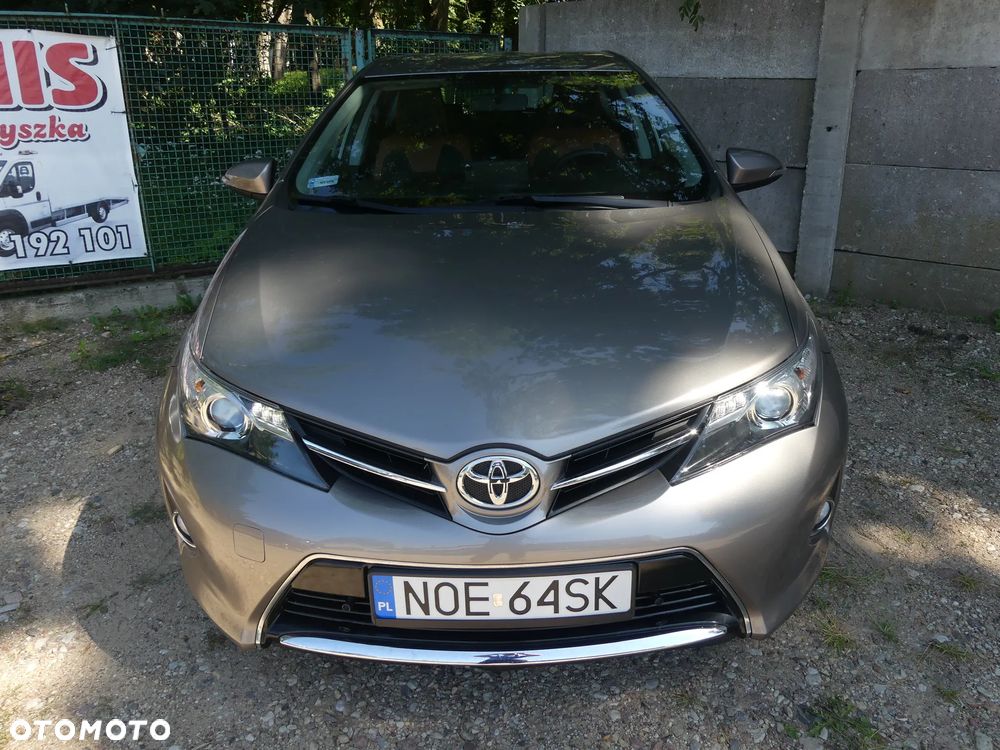 Toyota Auris 1.6 Prestige - 5