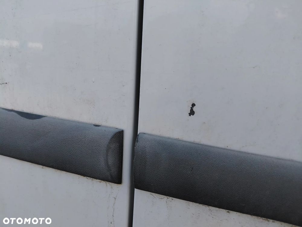 Volkswagen Caddy 2.0 TDI Comfortline - 17