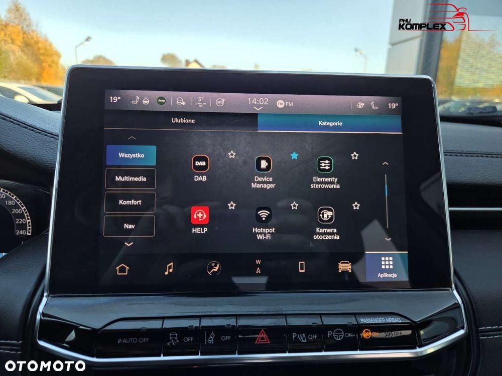 Jeep Compass - 24