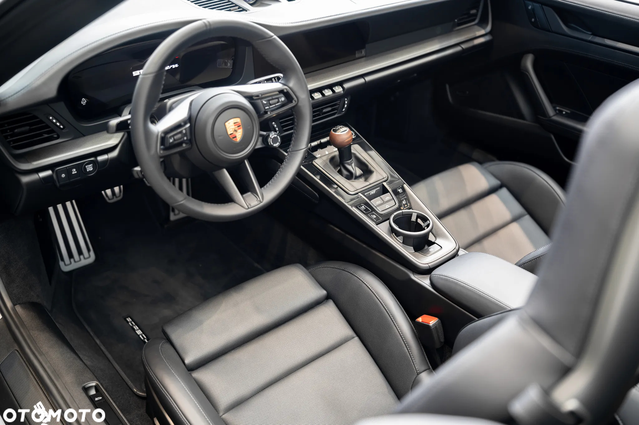Porsche 911 Carrera T - 12