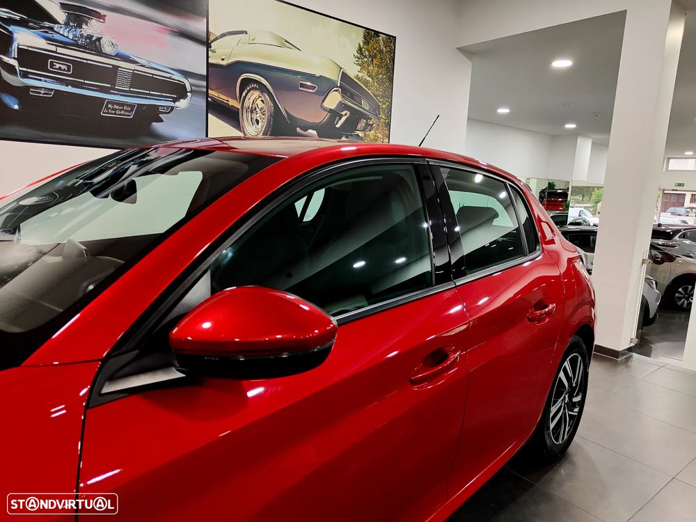 Peugeot 208 1.2 PureTech Allure EAT8 - 17