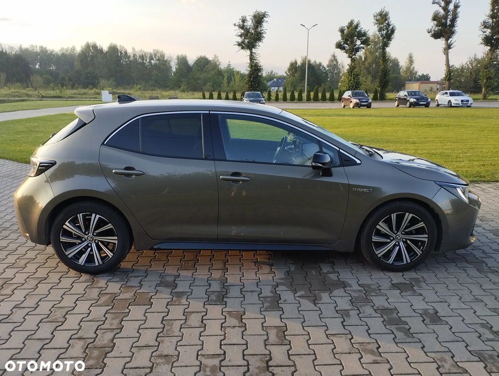 Toyota Corolla 1.8 Hybrid Style - 8