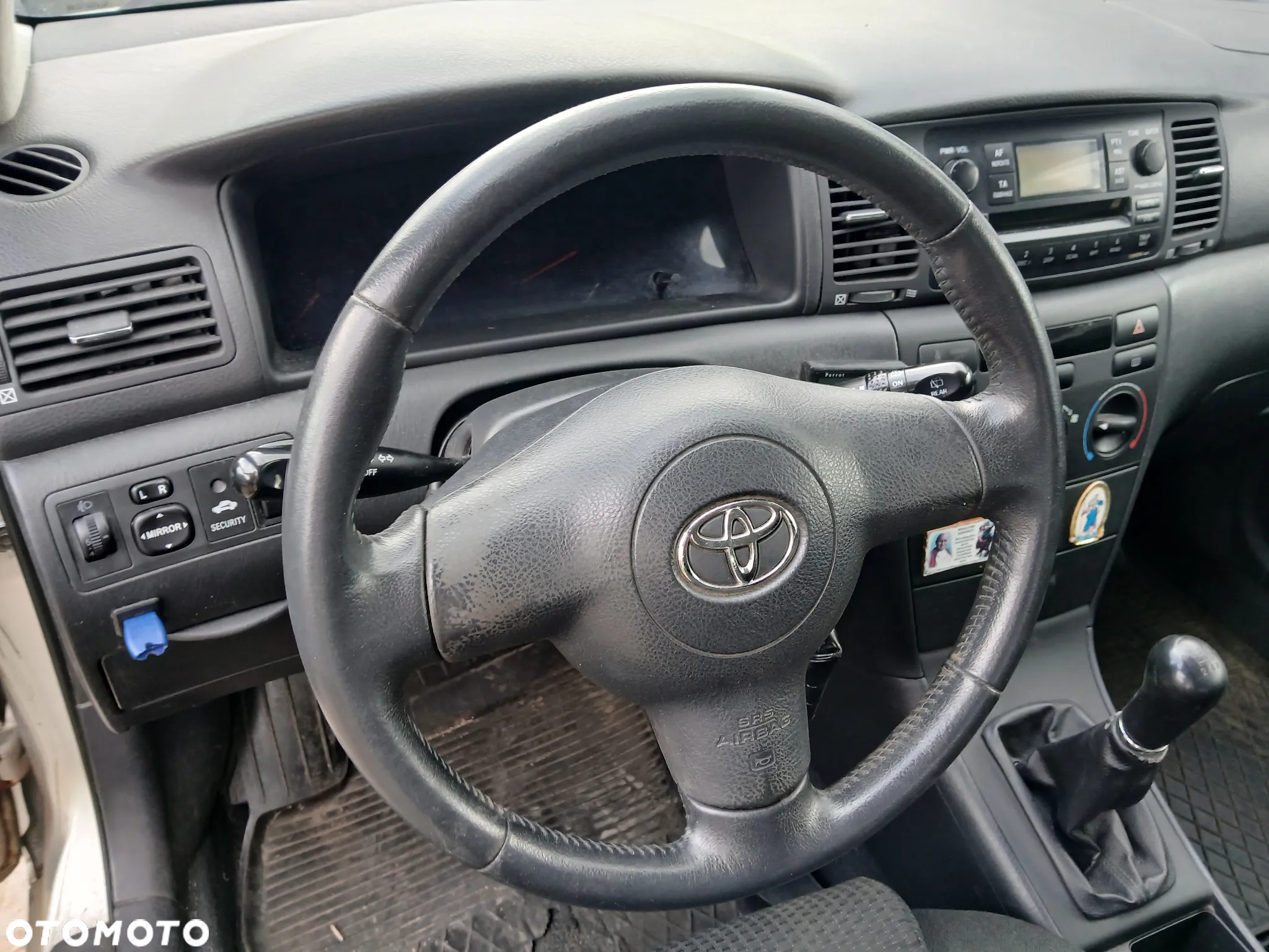 toyota corolla E12 3D 1C0 fotel fotele kanapa deska kokpit podsufitka boczek boczki klamka - 4