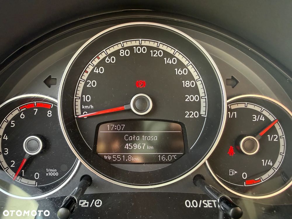 Volkswagen up! 1.0 move - 8