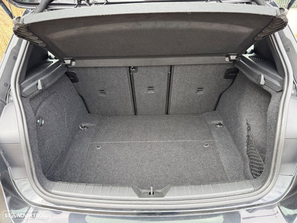 BMW 116 d Aut. Sport Line — fotografia 10