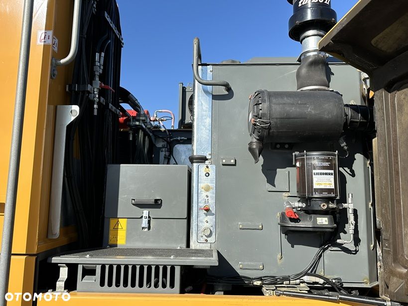 Liebherr LH22M LITRONIC * SUPER STAN * NISKI PRZEBIEG * A2-BUD - 8