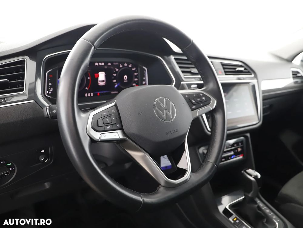Volkswagen Tiguan 2.0 TDI SCR 4MOTION DSG Life - 13