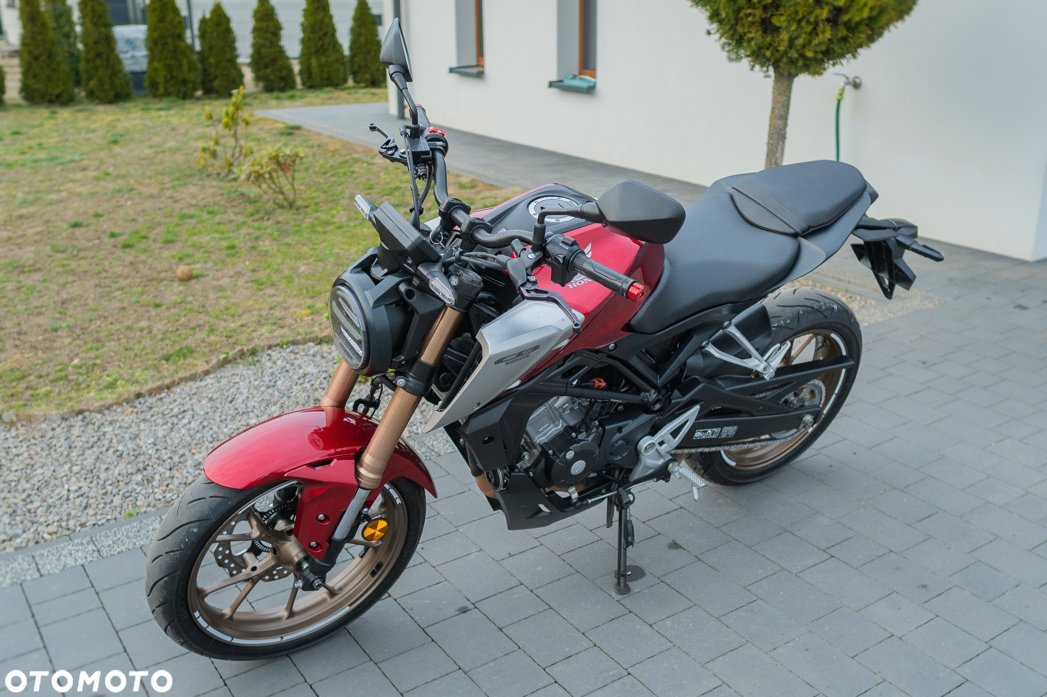 Honda CB - 8
