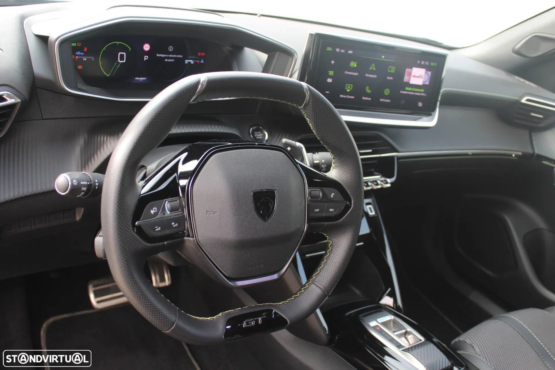 Peugeot 2008 1.2 PureTech GT EAT8 - 26
