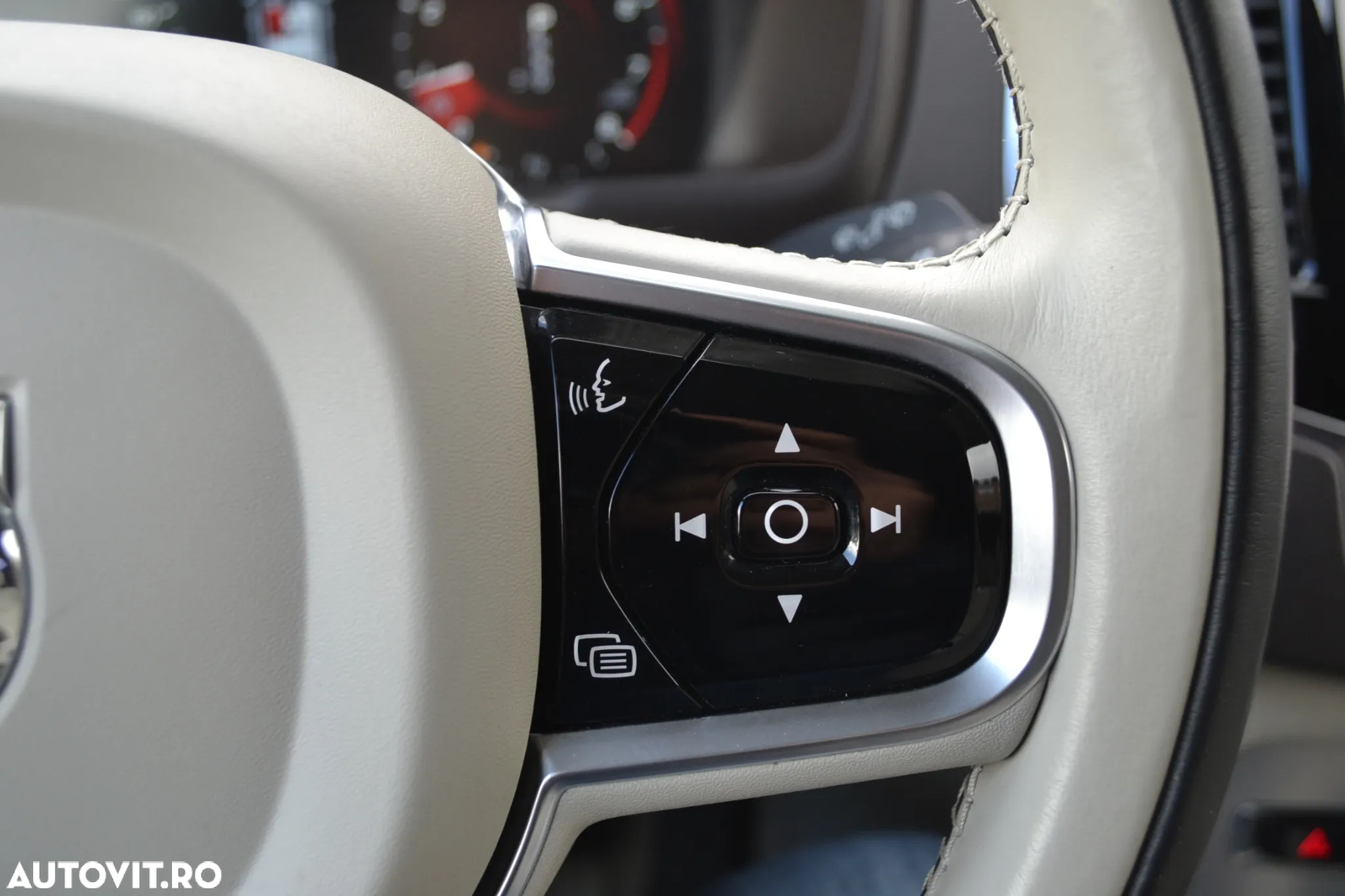 Volvo XC 90 T6 AWD Momentum - 14