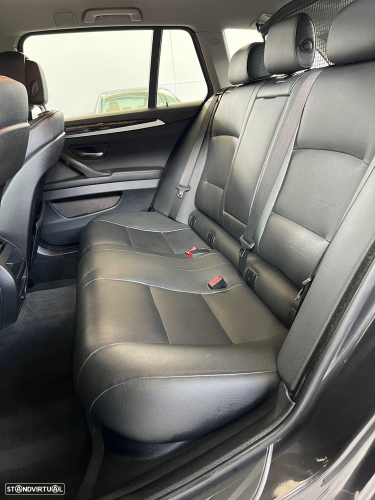 BMW 520 d xDrive Line Luxury Auto - 15