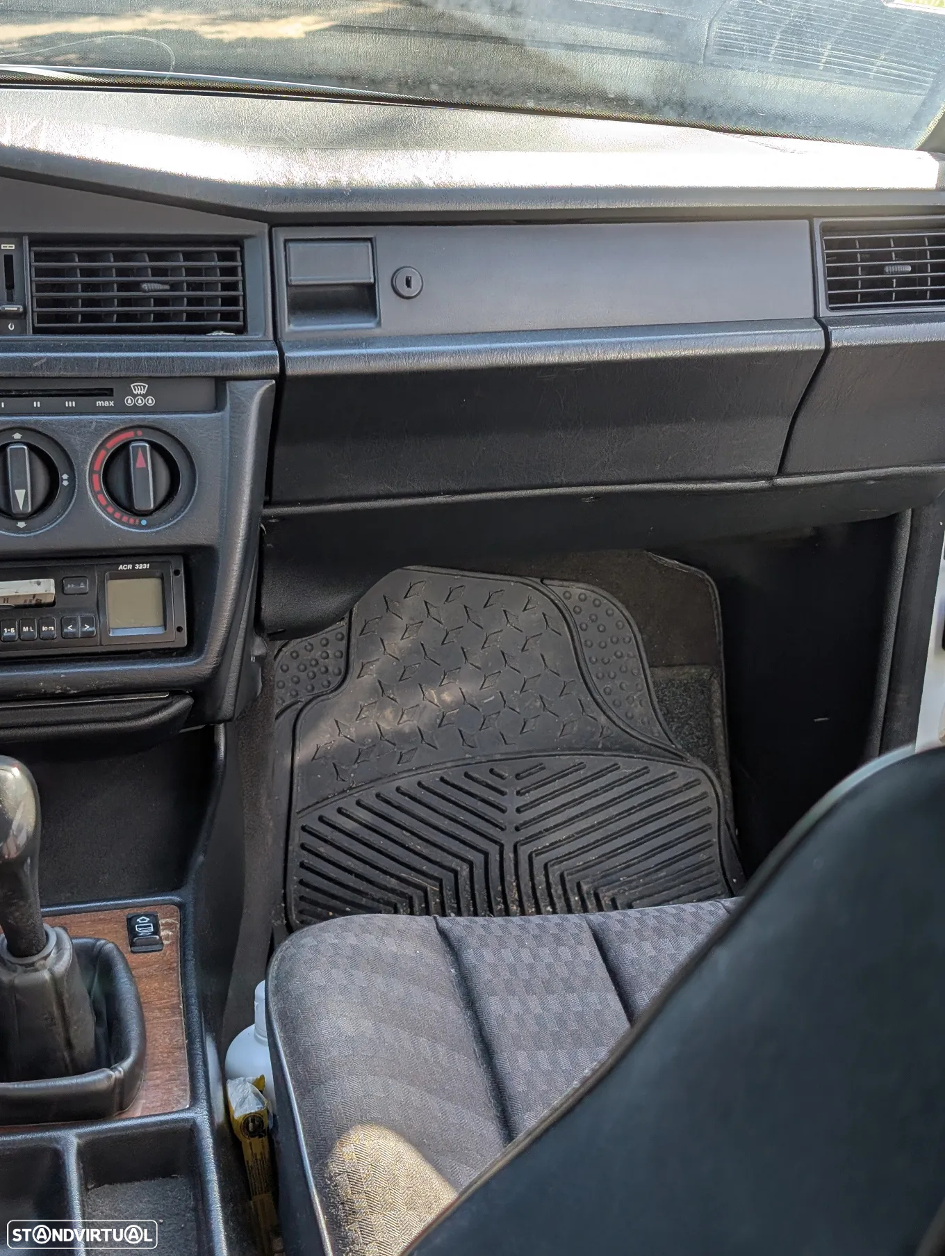 Mercedes-Benz 190 D 2.0 - 5