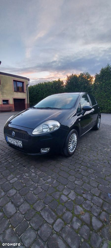 Fiat Grande Punto - 4