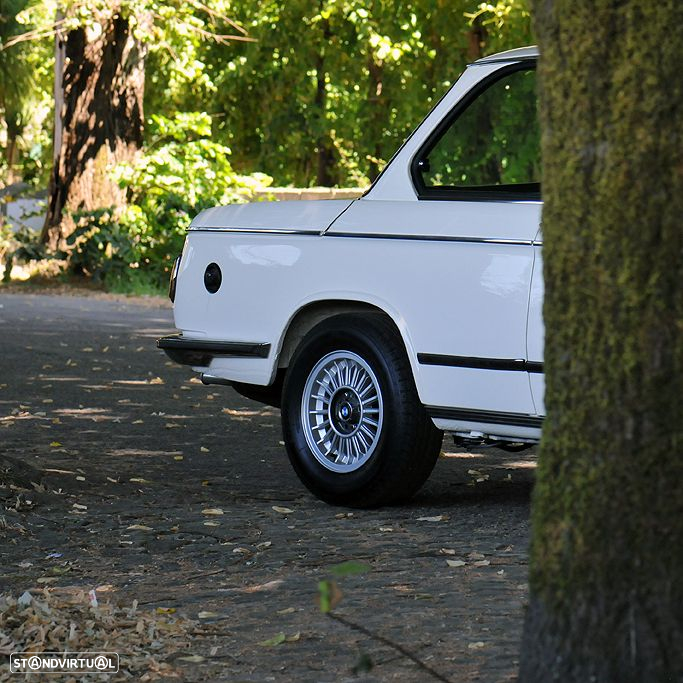 BMW 2002 - 8