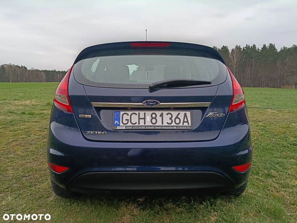 Ford Fiesta - 5