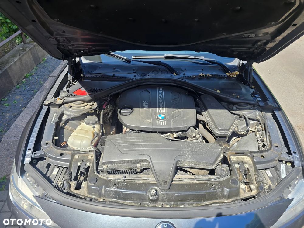 BMW Seria 3 318d DPF - 17