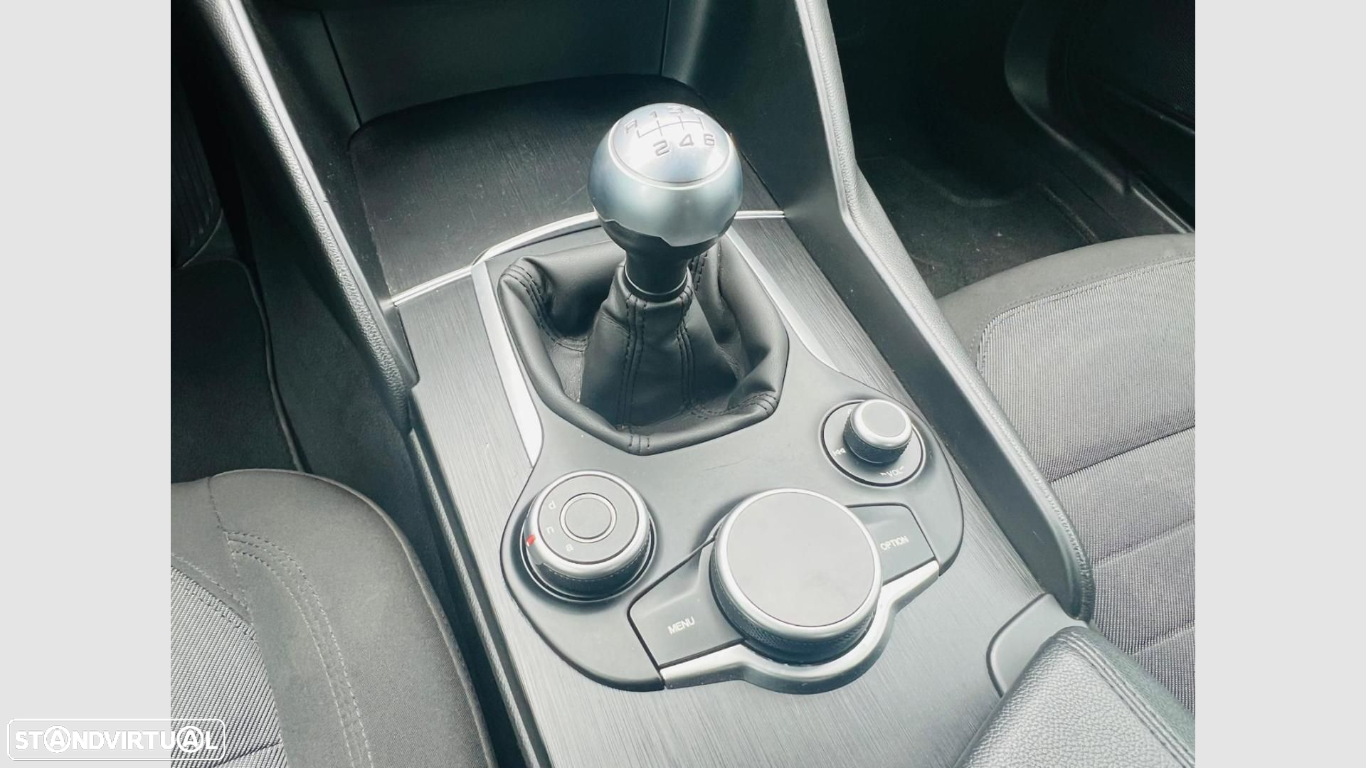 Alfa Romeo Giulia 2.2 D Super - 20