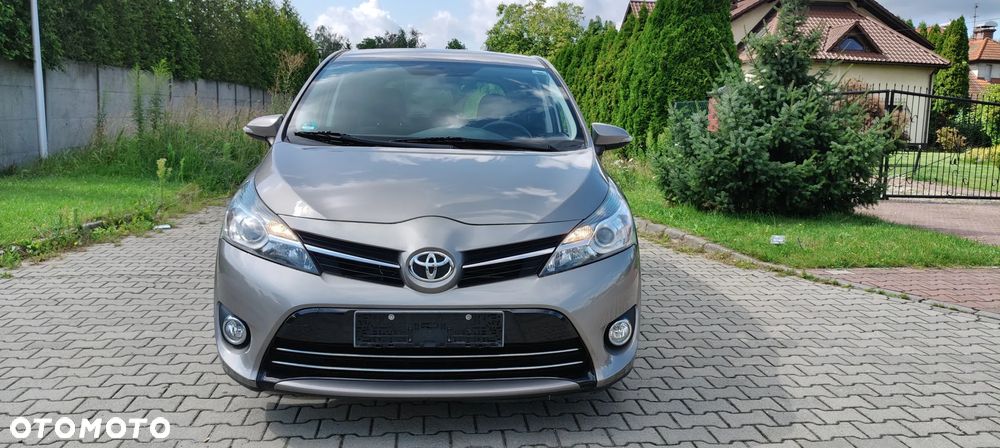 Toyota Corolla Verso - 21