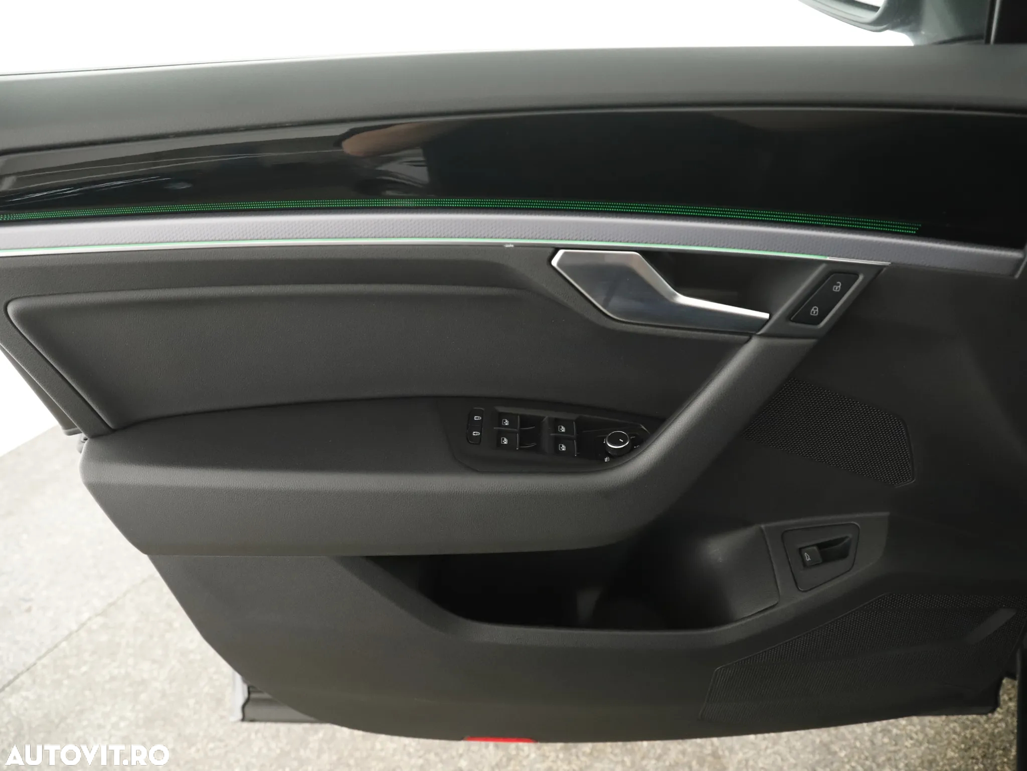 Volkswagen Touareg 3.0 V6 TDI 4Motion DPF Automatik R-Line - 24