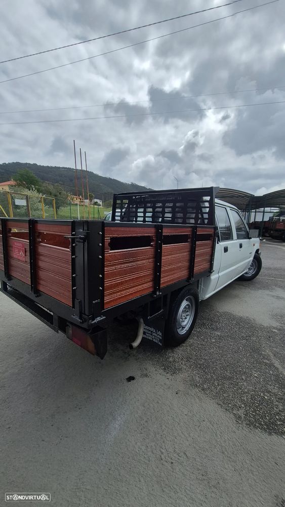 Mitsubishi L200 - 6