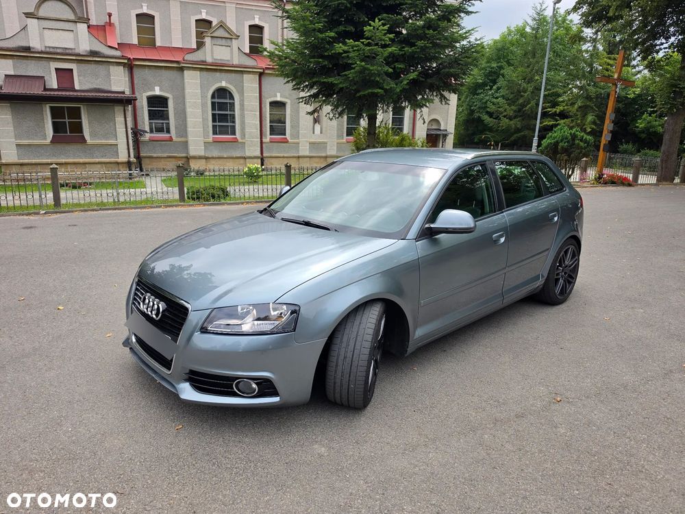 Audi A3 Sportback - 4