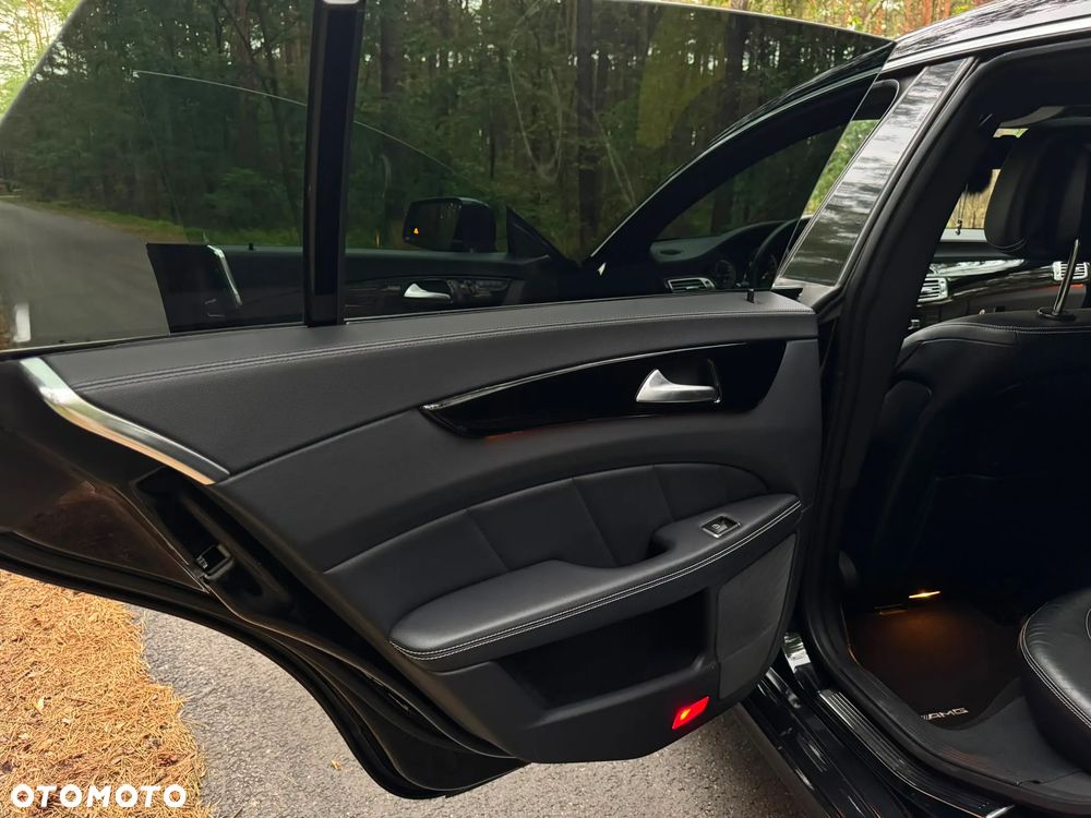 Mercedes-Benz CLS 350 CDI 4Matic 7G-TRONIC - 8