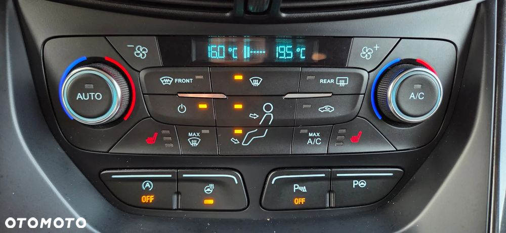 Ford Kuga 1.5 EcoBoost 2x4 Titanium - 23