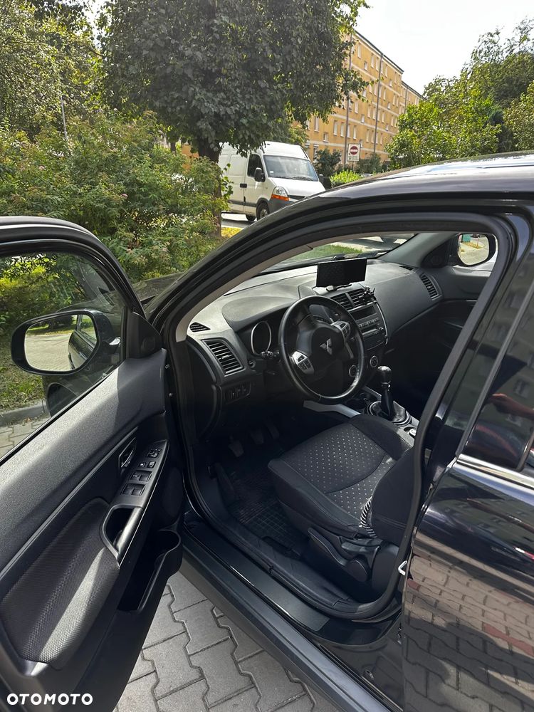 Mitsubishi ASX 1.8 DID Instyle 4WD AS&G - 15