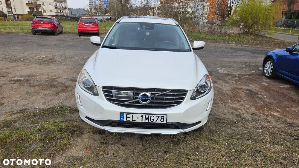Volvo XC 60 T5 AWD Summum - 3