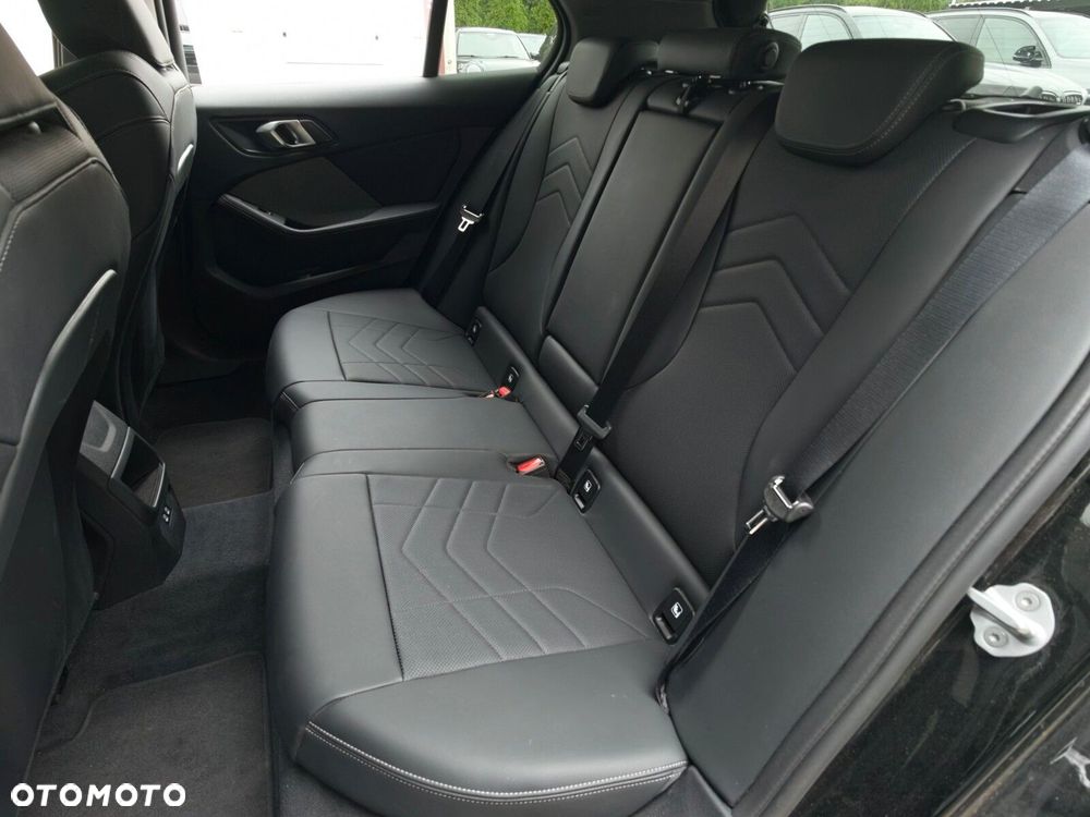 BMW Seria 1 - 10