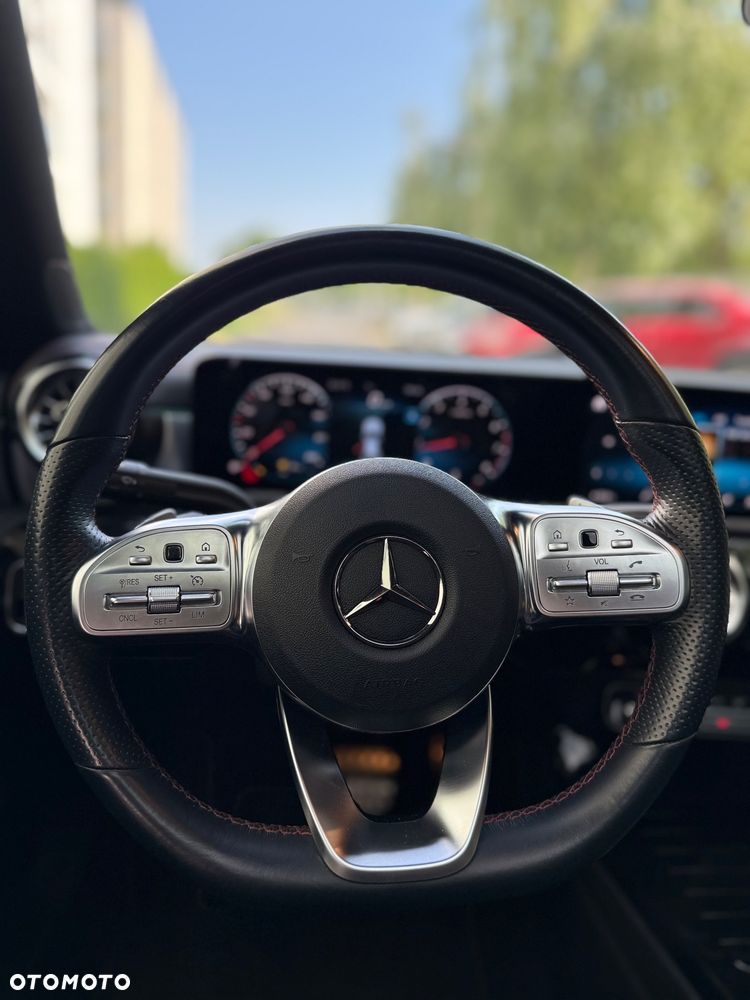 Mercedes-Benz CLA 200 AMG Line 7G-DCT - 15