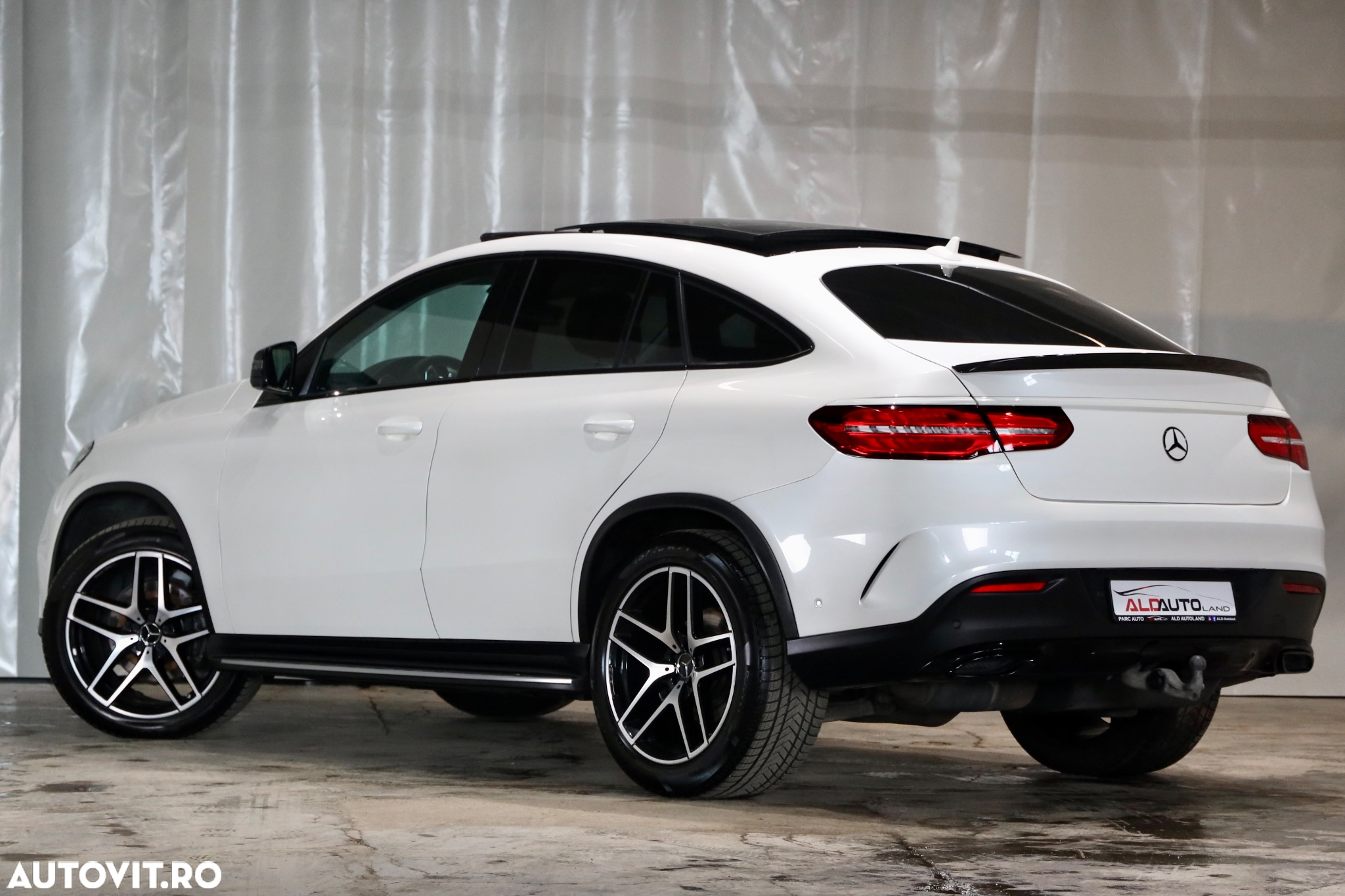 Mercedes-Benz GLE 350 d 4Matic 9G-TRONIC - 4