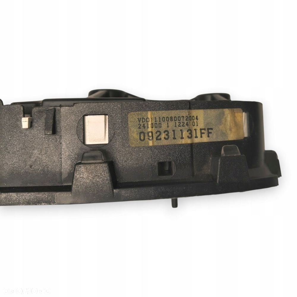 LICZNIK ZEGARY 09231131FF Opel Astra G 1.6 1.8 2.2 16V Benzyna 144 828km - 2