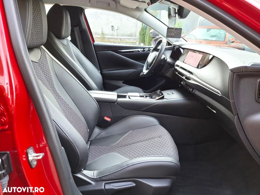 DS Automobiles DS 4 DS4 1.2 PureTech 130 S&S EAT8 TROCADERO - 12