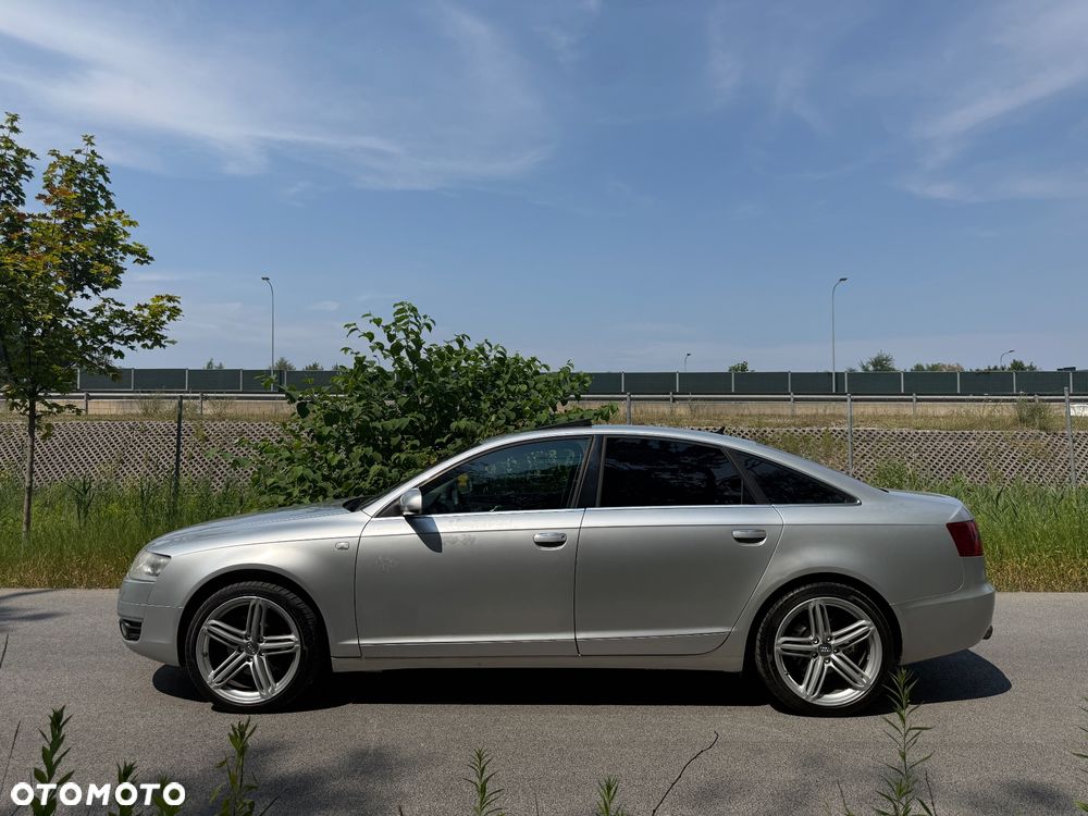 Audi A6 Limousine 3.2 FSI Quattro Tiptronic - 8