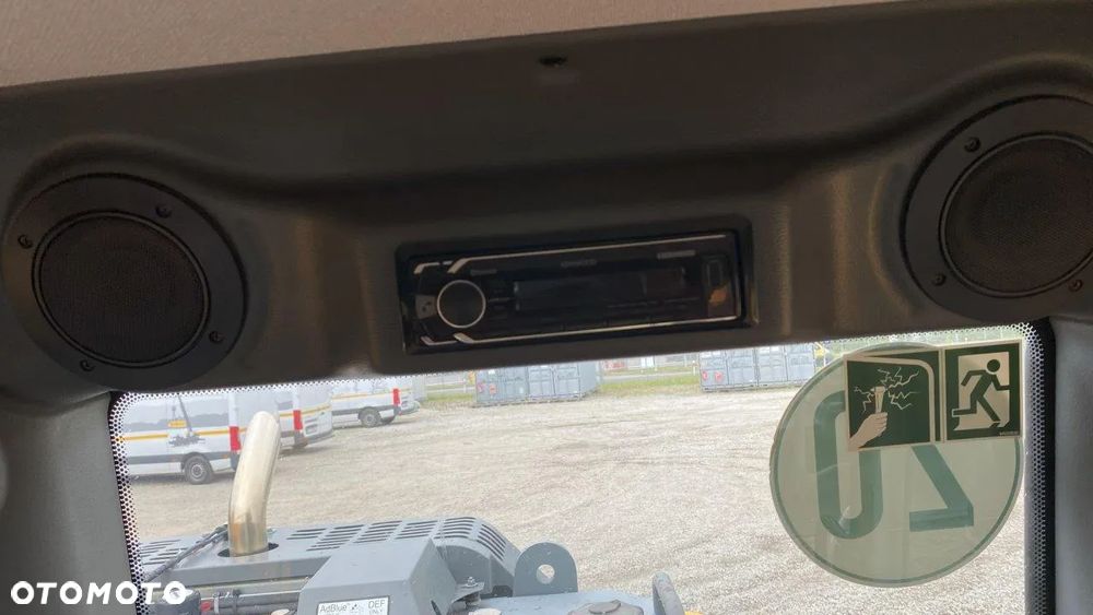 Liebherr A 910 Compact - 12