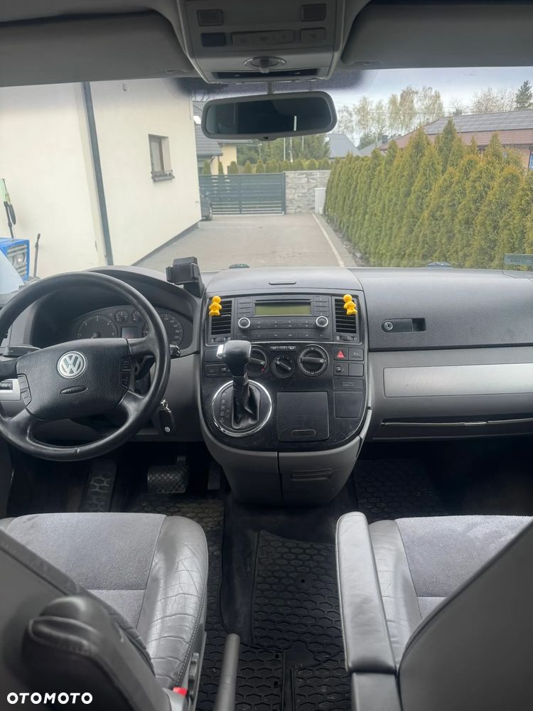 Volkswagen Multivan - 3