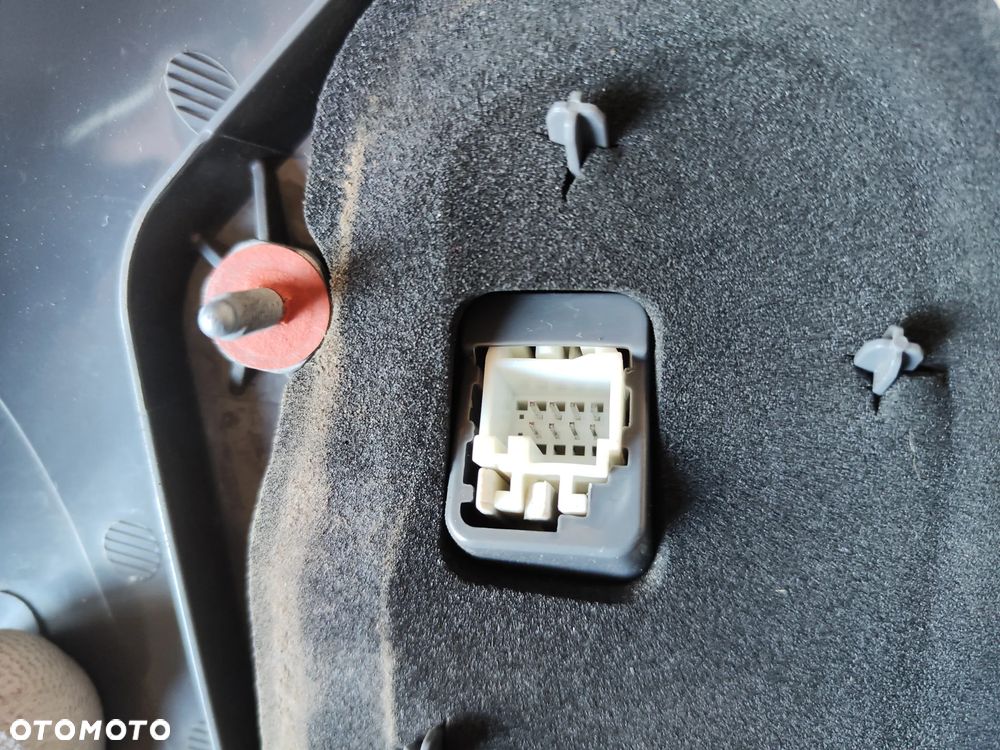 Lampa tylna lewa Mercedes C Klasa A2059060357 - 8