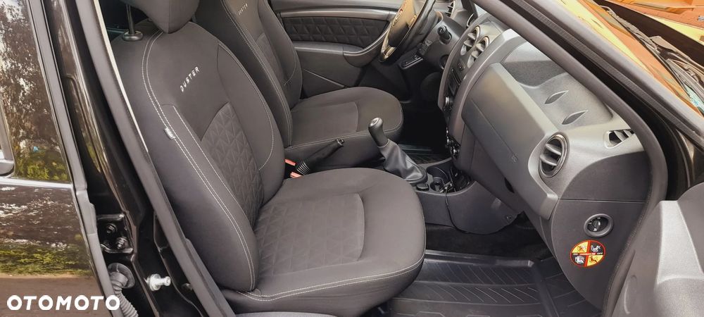 Dacia Duster 1.6 Laureate - 11