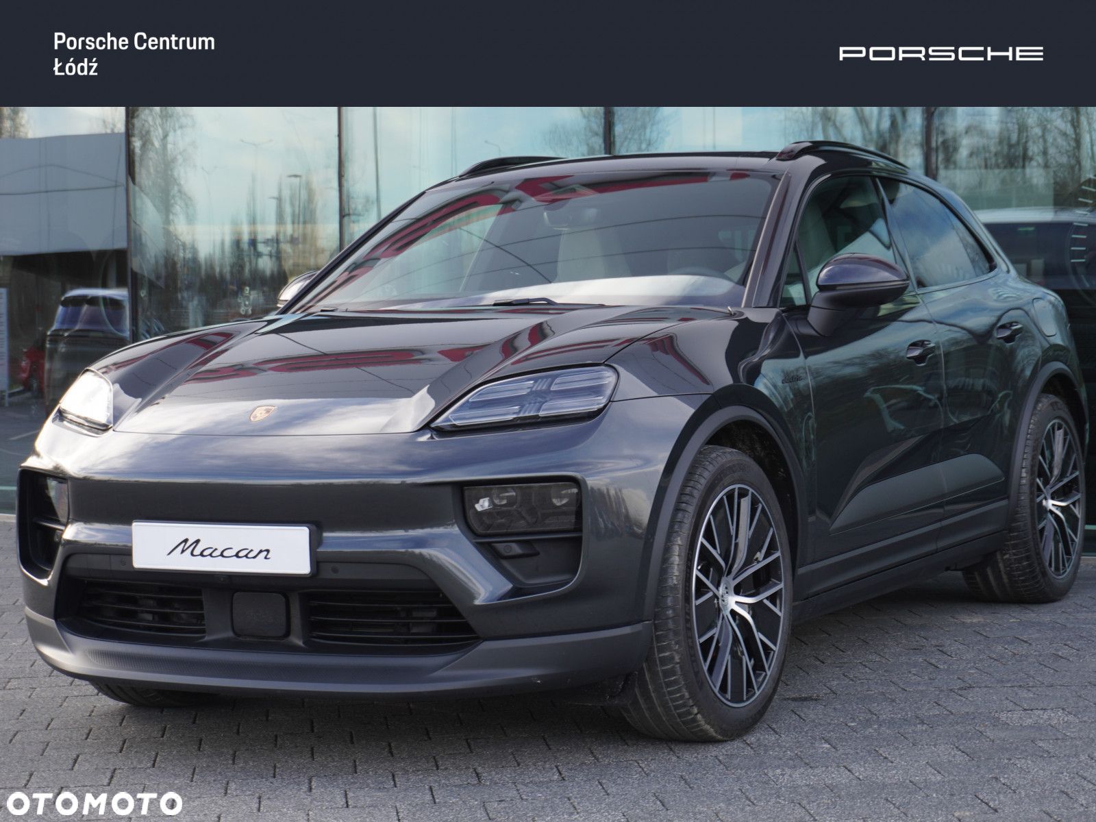 Porsche Macan - 1