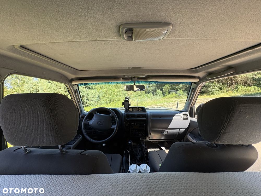 Toyota Land Cruiser - 7