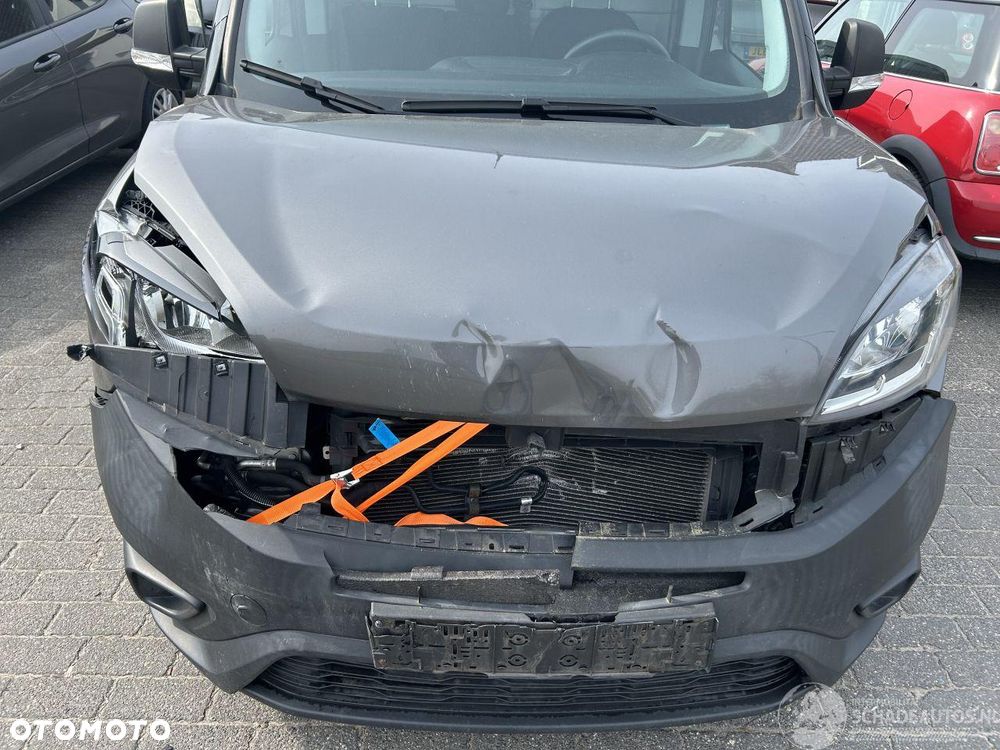 Fiat DOBLO - 12