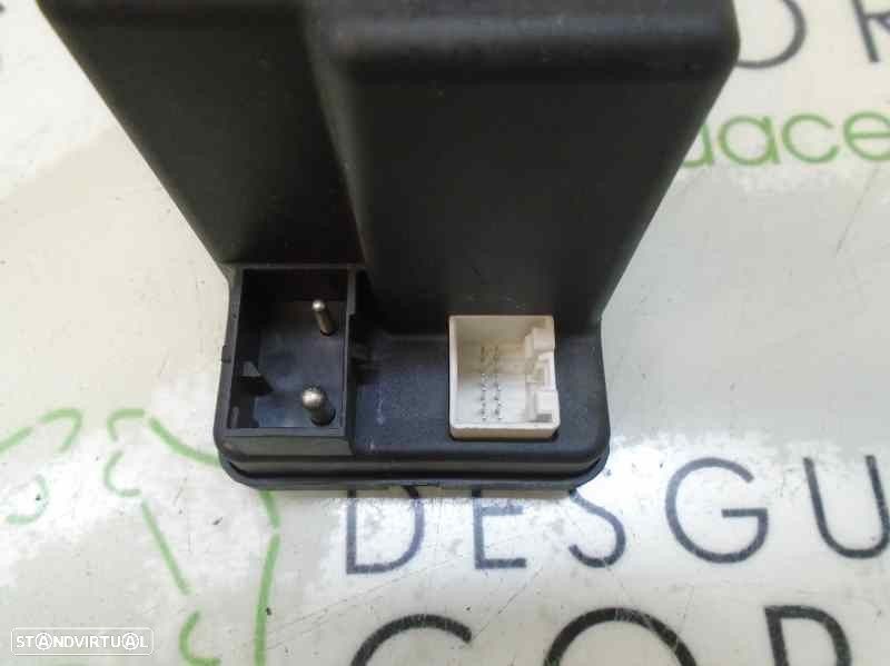 BOMBA DE FECHO AUDI A4 1999 - 2