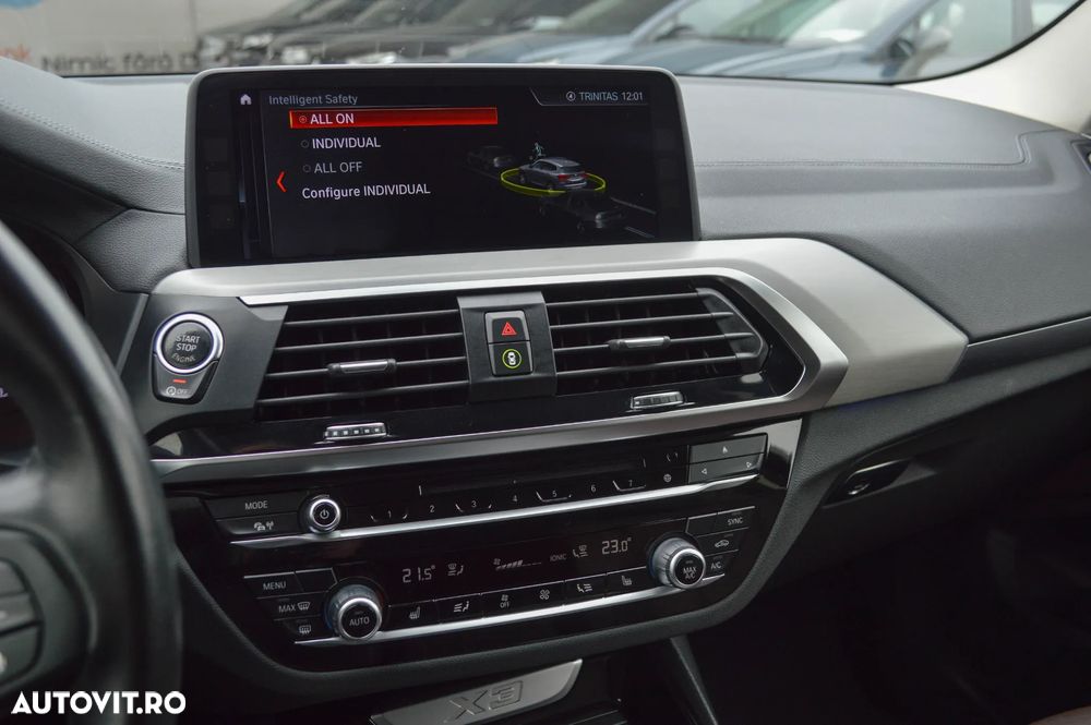 BMW X3 xDrive20d AT xLine - 20
