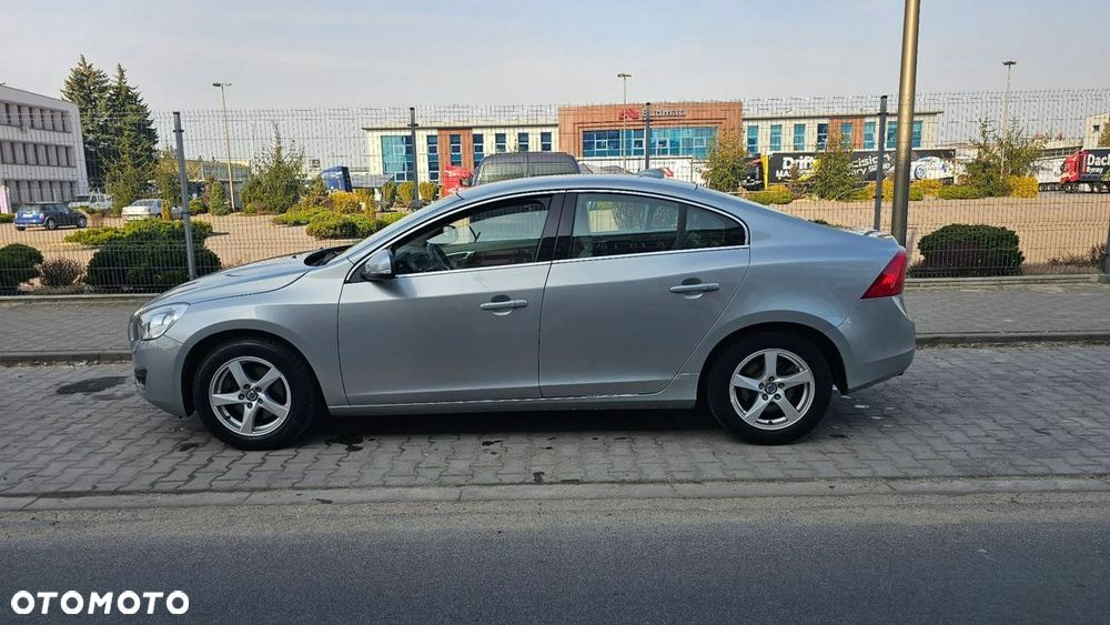Volvo S60 DRIVe Summum - 6