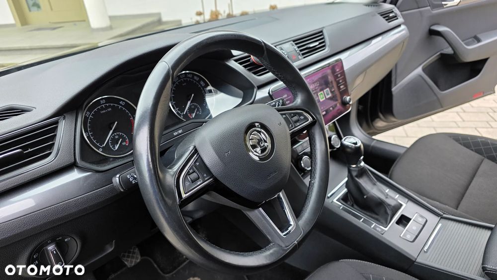 Skoda Superb 1.6 TDI GreenLine - 13