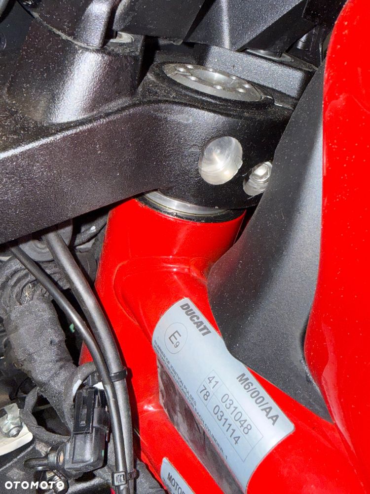 Ducati Monster - 12